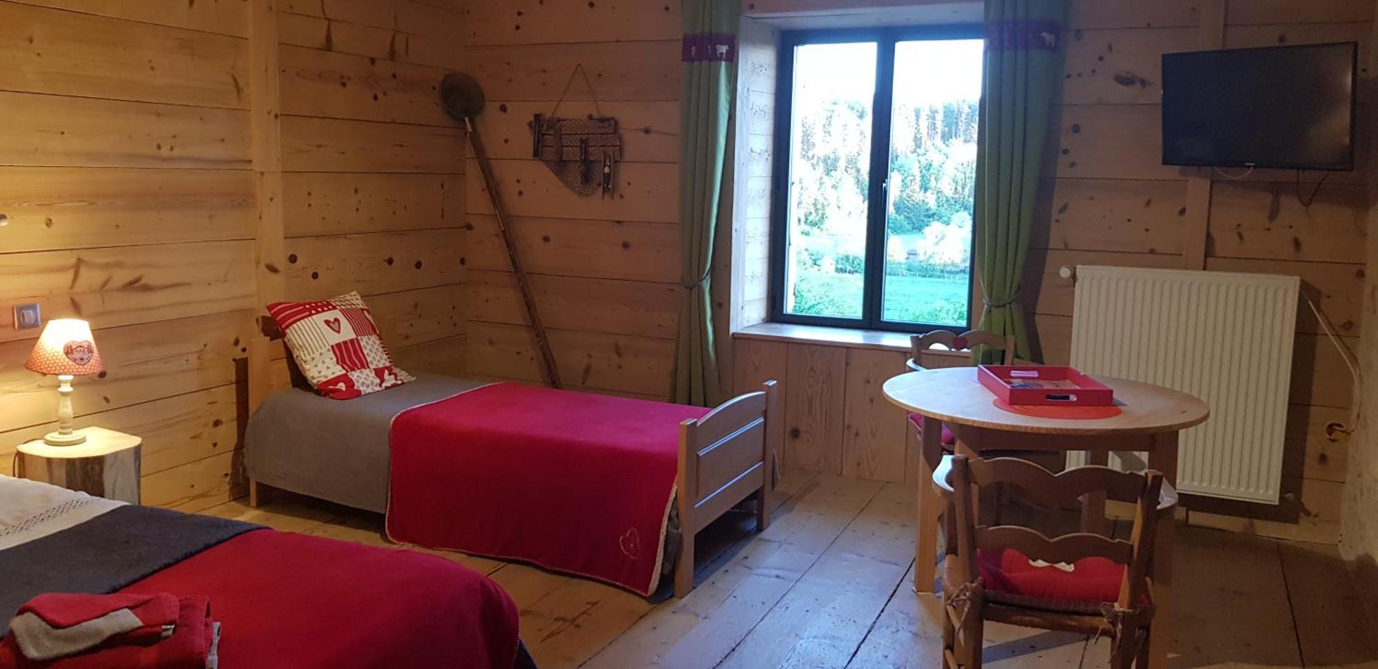 Le Jura En Toutes Saisons Piscine, Spa, Location Vtt, Balades 2Cv, Climatisation Bonlieu 外观 照片