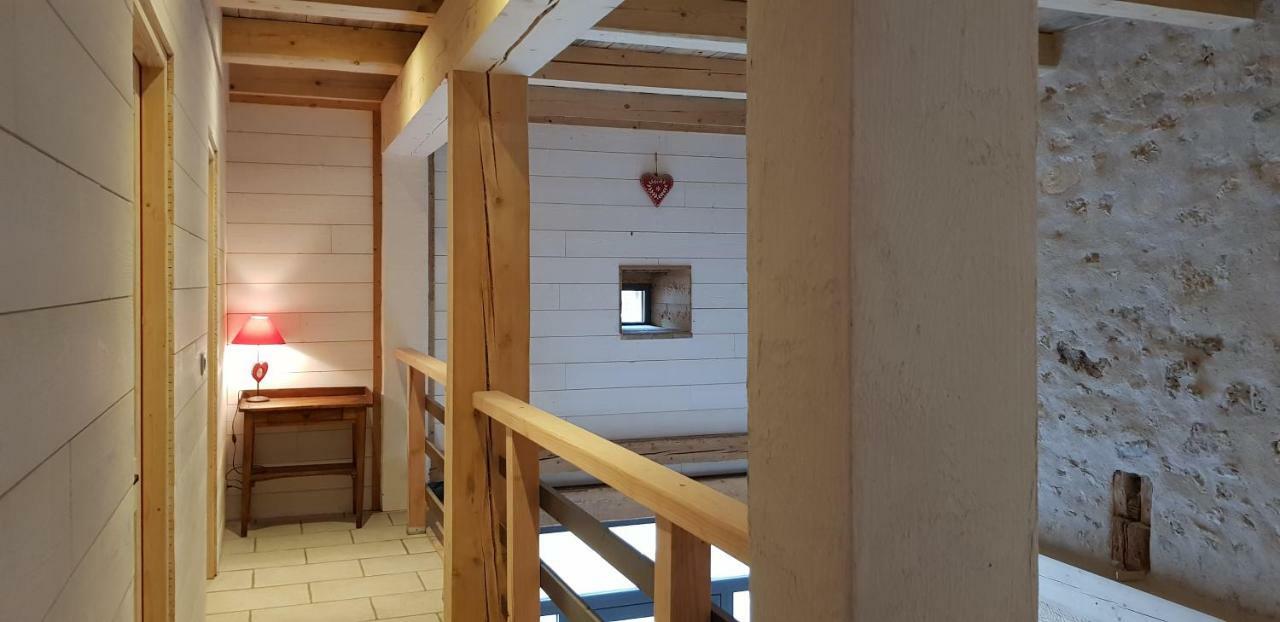 Le Jura En Toutes Saisons Piscine, Spa, Location Vtt, Balades 2Cv, Climatisation Bonlieu 外观 照片